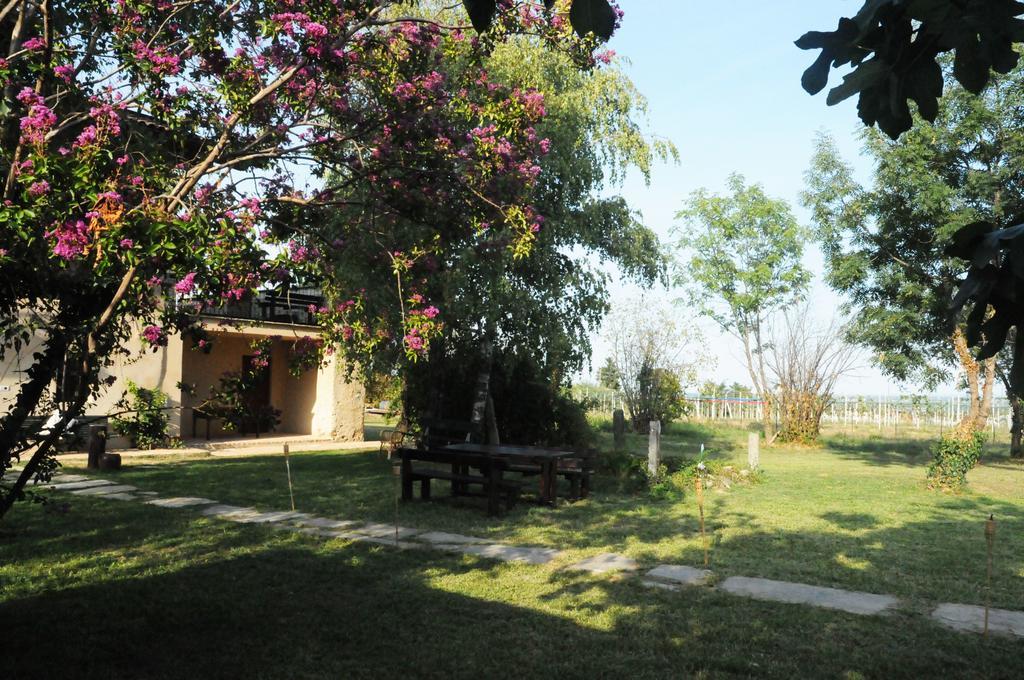 Villa Agriturismo Magnarosa Barge Exterior foto